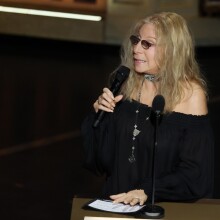 Η συγκινητική αφιέρωση της Μπάρμπρα Στρέιζαντ στον Ρόμπερτ Ρέντφορντ στα Όσκαρ - «Μου λείπει τώρα περισσότερο από ποτέ», είπε μεταξύ άλλων
