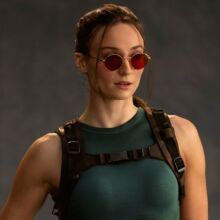 Εκτός γυρισμάτων η Σόφι Τέρνερ λόγω τραυματισμού - Η Amazon MGM Studios αναστέλλει την παραγωγή του Tomb Raider μέχρι την πλήρη ανάρρωσή της.