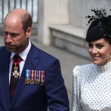 Πρίγκιπας Oυίλιαμ και Κέιτ Μίντλετον γιορτάζουν 15 χρόνια γάμου – Η φωτογραφία με τα παιδιά τους