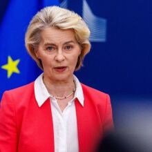 EE: Η Ούρσουλα φον ντερ Λάιεν προτείνει αυστηρούς περιορισμούς στην πρόσβαση ανηλίκων στα social media, με στόχο την ασφάλεια και την ψηφιακή ενηλικίωση.
