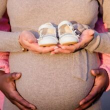 Βρετανία: Εφηβικές εγκυμοσύνες και το δικαίωμα στην άμβλωση