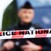 Σημαντική εξέλιξη στη διάρρηξη του μουσείου Ρενουάρ στη Γαλλία, καθώς δύο από τους τέσσερις κλεμμένους πίνακες βρέθηκαν στον κήπο του κτιρίου.