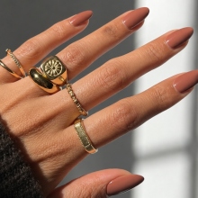 Cappuccino nails
