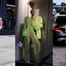 κοπέλα στο δρόμο με ρούχα