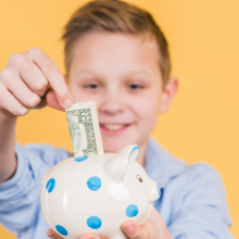 Χαρτζιλίκι: Πώς θα μάθουμε στα παιδιά να διαχειρίζονται τα χρήματα