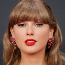 Η Τέιλορ Σουίφτ ζητά από την αμερικανική κυβέρνηση να απορριφθεί εμπορικό σήμα εταιρείας που χρησιμοποιεί το «Swift» σε προϊόντα σπιτιού