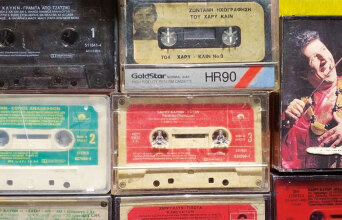 Podcast Μυθικά Πρόσωπα - Γιώργος Παυριανός | Όταν ακούγαμε κασέτες του Χάρρυ Κλυνν