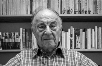 Βασίλης Παναγιώτοπουλος