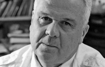 Podcast Μυθικά Πρόσωπα: Ο Γιώργος Χρονάς διαβάζει αποσπάσματα από την αυτοβιογραφία του