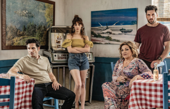 «Κάμπινγκ» στο Mega
