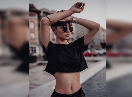 Πώς να κρύψετε την κοιλίτσα χωρίς να τη ρουφάτε