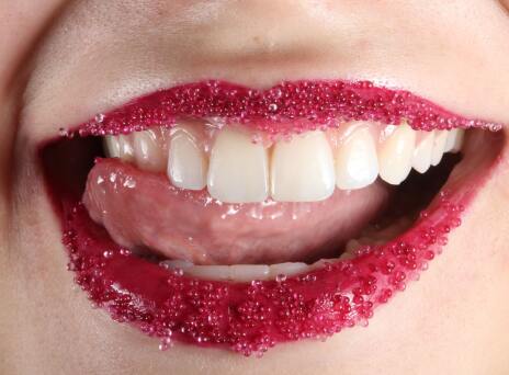 Οι ιδανικές αναλογίες για ένα ελκυστικό στόμα: Σε ποια συμπεράσματα κατέληξαν οι πλαστικοί χειρουργοί;