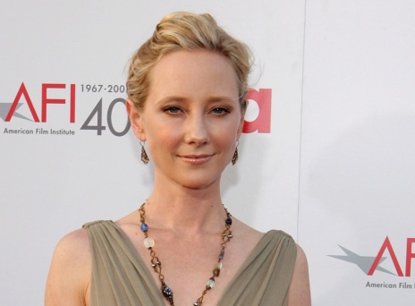 Η Αμερικανίδα ηθοποιός Αν Χες σκοτώθηκε σε τροχαίο δυστύχημα στο Λος Άντζελες