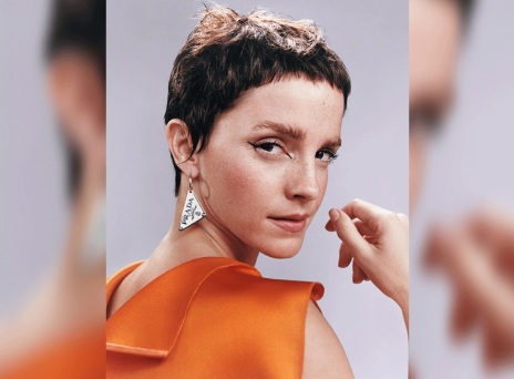 Η Emma Watson στην καμπάνια Prada