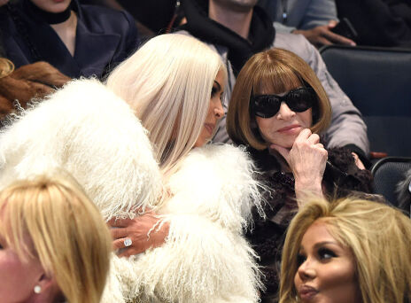 Κιμ Καρντάσιαν - Άννα Γουίντουρ 