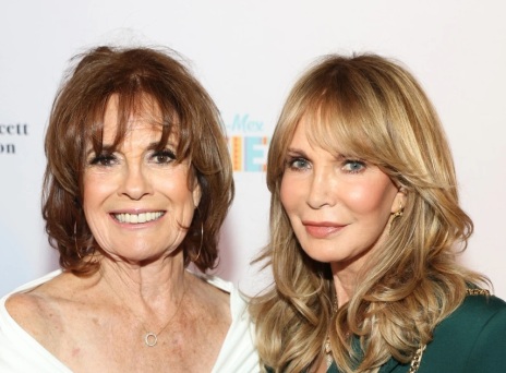 Ζακλίν Σμιθ – Λίντα Γκρέι