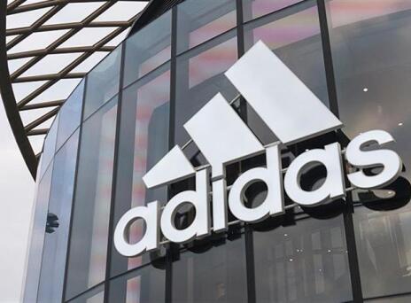 Adidas vs Puma: Μια διαμάχη δεκαετιών 