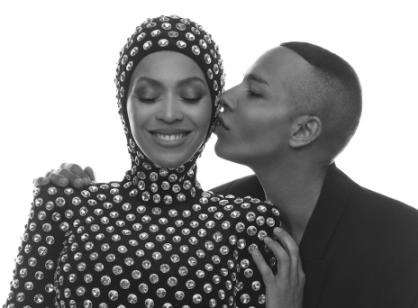 Η Beyonce σχεδίασε 17 σύνολα υψηλής ραπτικής σε συνεργασία με τον Balmain