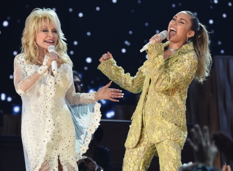 Οι διάσημοι νονοί του Χόλιγουντ και τα βαφτιστήρια τους