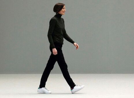 Phoebe Philo: Η ιέρεια της απλότητας επιστρέφει στη μόδα με δικό της label 