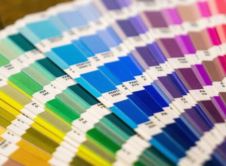 Ποιος κρύβεται πίαω από το «Χρώμα της Χρονιάς»