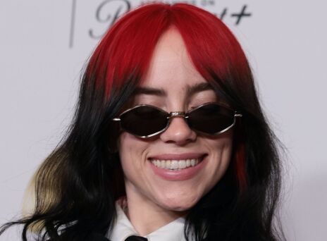 Η θεωρία του απροσδόκητου κόκκινου ομορφαίνει δωμάτια και ανθρώπους