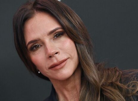 Βικτόρια Μπέκαμ: Πώς κρατιέται σε τόσο καλή φόρμα στα 50 της;