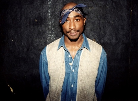 Εμπλέκεται ο Diddy στη δολοφονία του Tupac Shakur; 