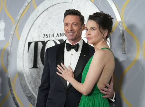 Χιου Τζάκμαν: Η Σάτον Φόστερ φέρεται να ήταν το τρίτο πρόσωπο στον γάμο του