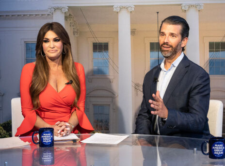 Nτόναλντ Τραμπ Τζούνιορ: Νέο ειδύλλιο για τον αρραβωνιασμένο πρωτότοκο;