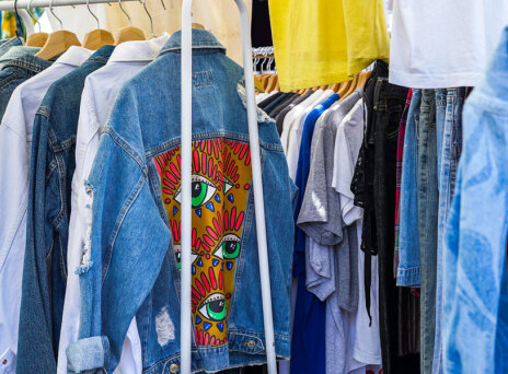 Από τα Fast Fashion στα Second Hand