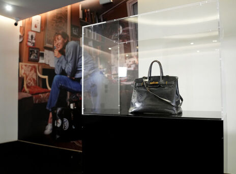 Η αυθεντική Birkin για την Τζέιν Μπίρκιν πωλήθηκε σε δημοπρασία για το ρεκόρ των 10 εκατ. δολαρίων