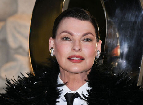 Λίντα Εβαντζελίστα: Το σούπερ μόντελ ξαναβρίσκει τον εαυτό του μετά την «αποτυχημένη» πλαστική