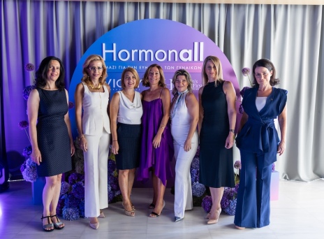 Κατερίνα Καραβίδα MD,  Συντονιστικό μέλος WHF, Κατερίνα Δεληβιώτου MD, MSc, PhDc, IFEPAG, Β’ Αντιπρόεδρος ΔΣ WHF, Κατερίνα Παπακωνσταντίνου MD, MSc, PhD, Α’ Αντιπρόεδρος ΔΣ WHF, Ελένη Λεκκού, Brand Manager, Vichy, Ιωάννα Τσιαούση MD, MSc, MBA, PhDc, FECSM, Πρόεδρος ΔΣ WHF, Νεκταρία Χαλκιά MD, Γενική Γραμματέας ΔΣ WHF, Παρασκευή Τσέτσα MD, PhD, Συντονιστικό Μέλος ΔΣ WHF