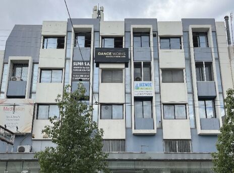 Δεσμός Real Estate