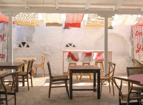 Kahuna Seaside Bar Restaurant