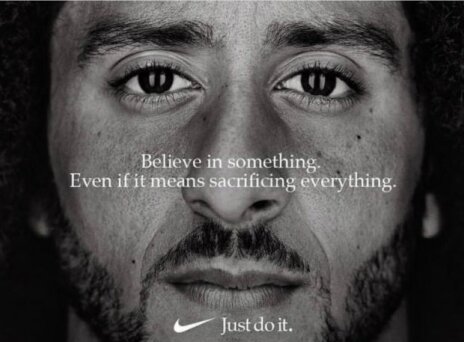 Η Nike τιμά τον αθλητή - σύμβολο Κόλιν Κάπερνικ με τον πιο όμορφο τρόπο