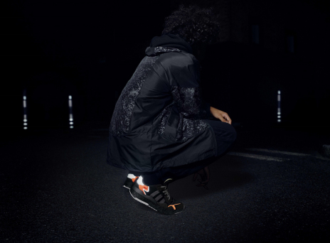 Το design του Nite Jogger συνδυάζει την κλασσική με την σύγχρονη αισθητική