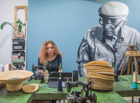 © Θανάσης Καρατζάς 