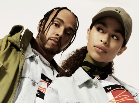 Ο Tommy Hilfiger αποκαλύπτει την TommyXLewis 