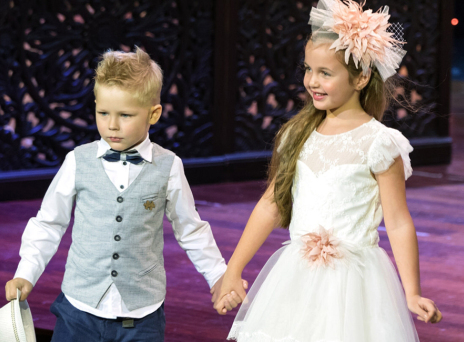 Η Stova Bambini στο Yes I Do Catwalk by ghd
