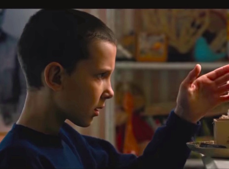 10 γυναίκες της σοουμπίζ που ξύρισαν το κεφάλι τους