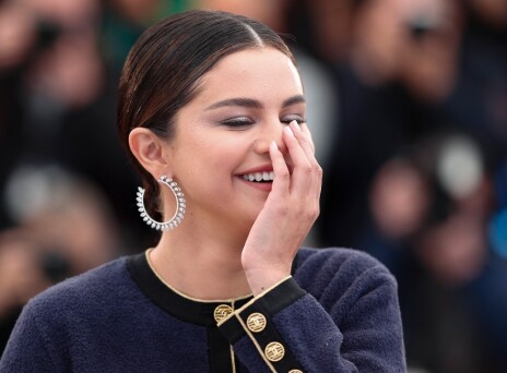 Σελένα Γκόμεζ: Κυκλοφορεί τον Σεπτέμβριο η σειρά καλλυντικών της