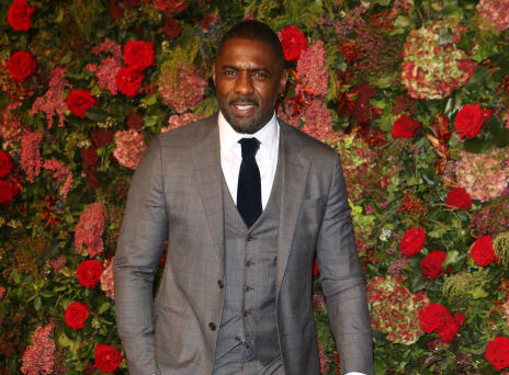 Ίντρις Έλμπα: Ο «πιο σέξι άνδρας εν ζωή» γίνεται 48 χρονών