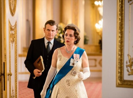 Η Ολίβια Κόλμαν ως Ελισάβετ στην σειρά του Netflix "the Crown"