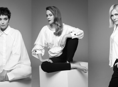 Κατερίνα Μισιχρόνη, Λένα Παπαλιγούρα, Κωνσταντίνα Μιχαήλ σε ασπρόμαυρες φωτογραφίες