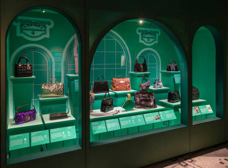 Bags: Inside Out: Μια έκθεση αφιερωμένη στο πιο ποθητό αξεσουάρ