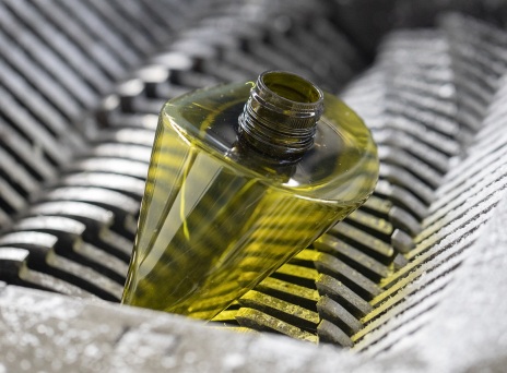 Τσαλακωμένο πλαστικό μπουκάλι KORRES