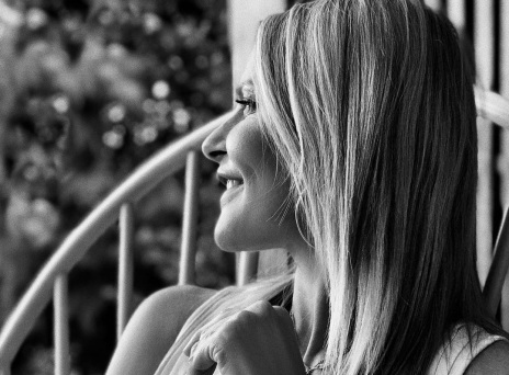 Τζένη Μπαλατσινού