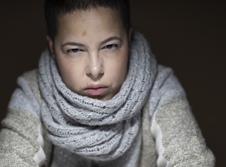 Όταν οι γενιές μαλώνουν για ένα κολάν